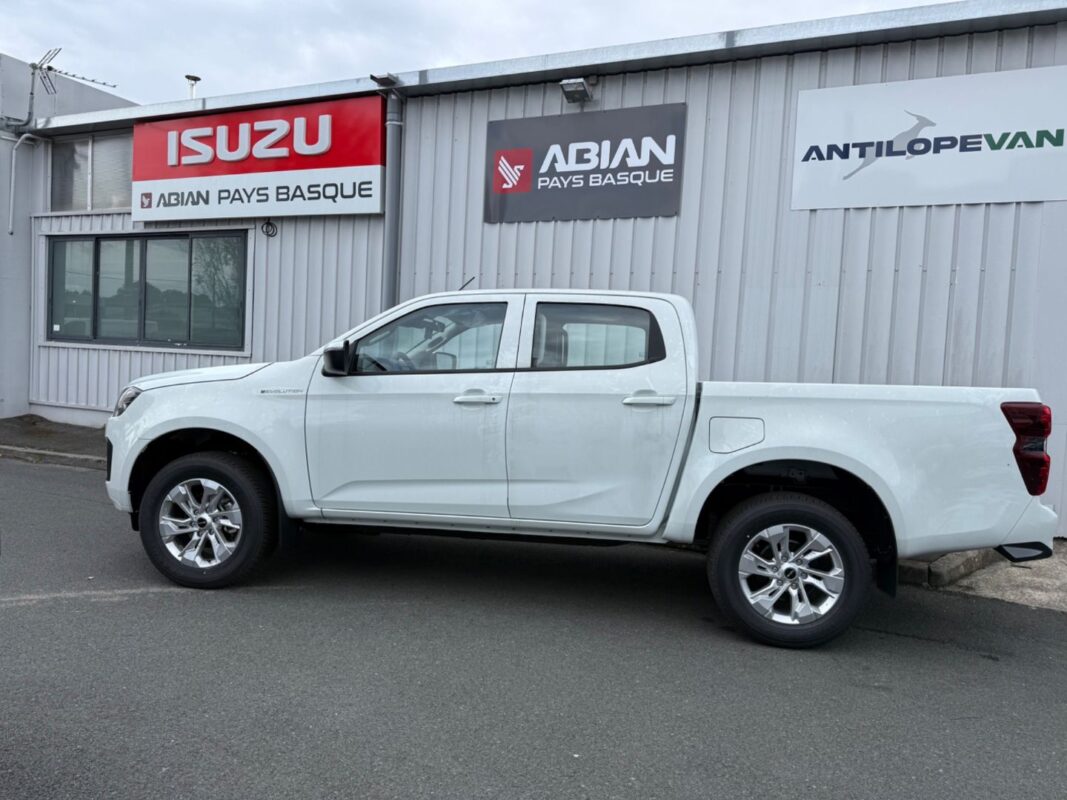 ISUZU D-MAX