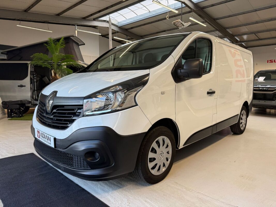 RENAULT TRAFIC FOURGON